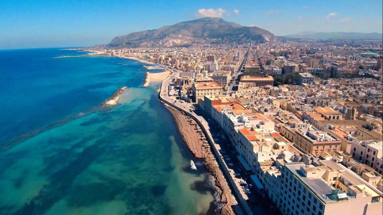 Dgs Aparthotel Trapani Bagian luar foto